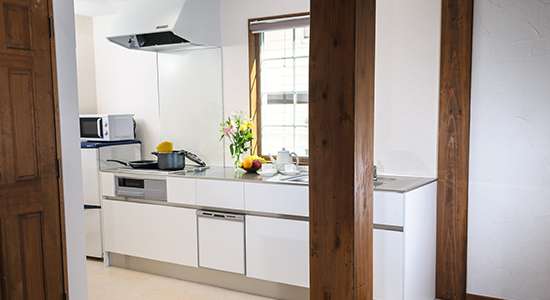 hakuba echoland chalets - deluxe - kitchen