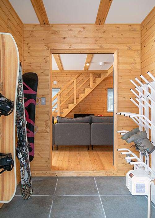 Hakuba Goryu Creekside Chalets Genkan #3